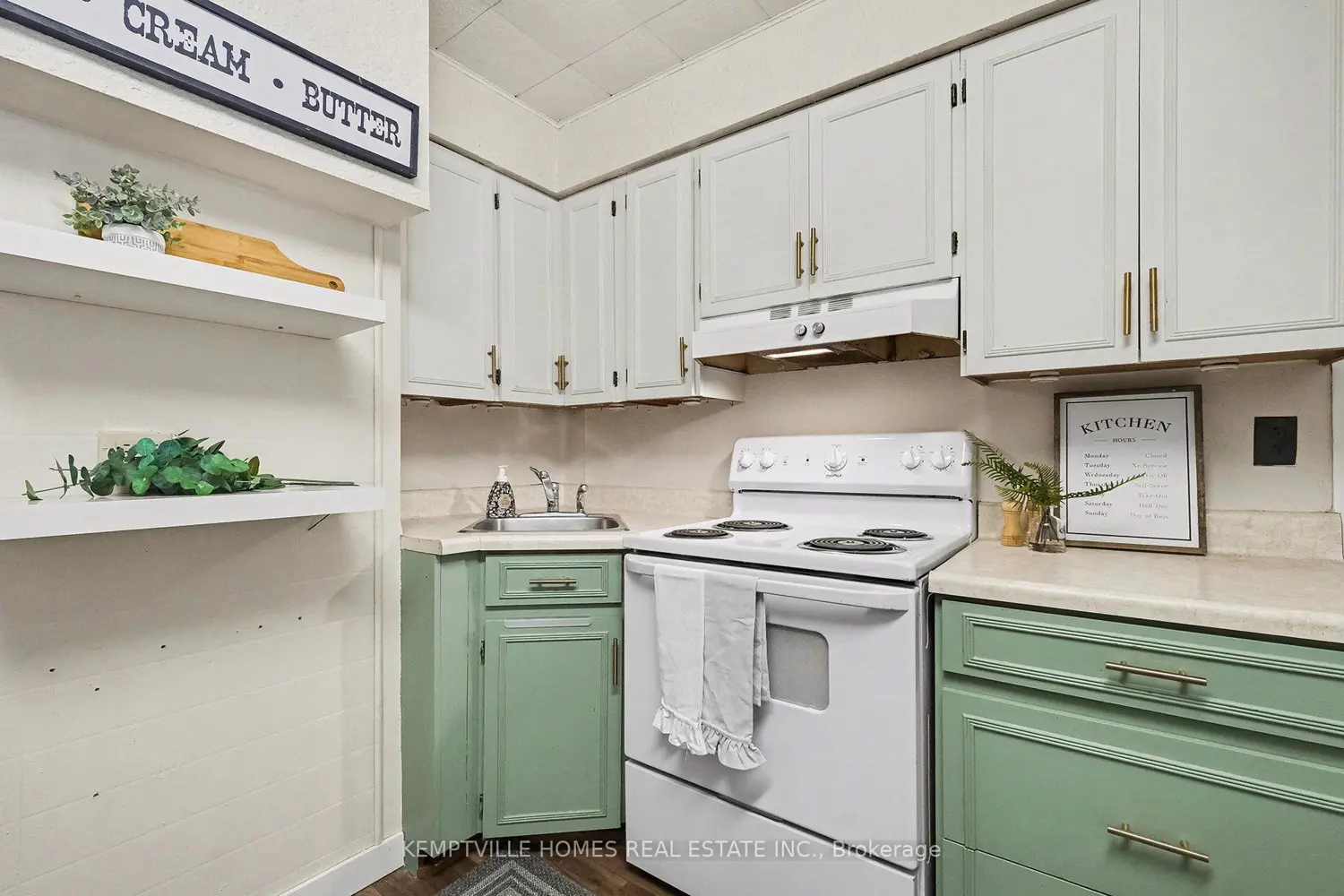 Additional image 10 of 803 St Lawrence Street