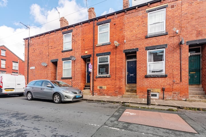 Additional image 2 of 3 Bed Terraced House, Burley Lodge Terrace, LS6, N1 7GU