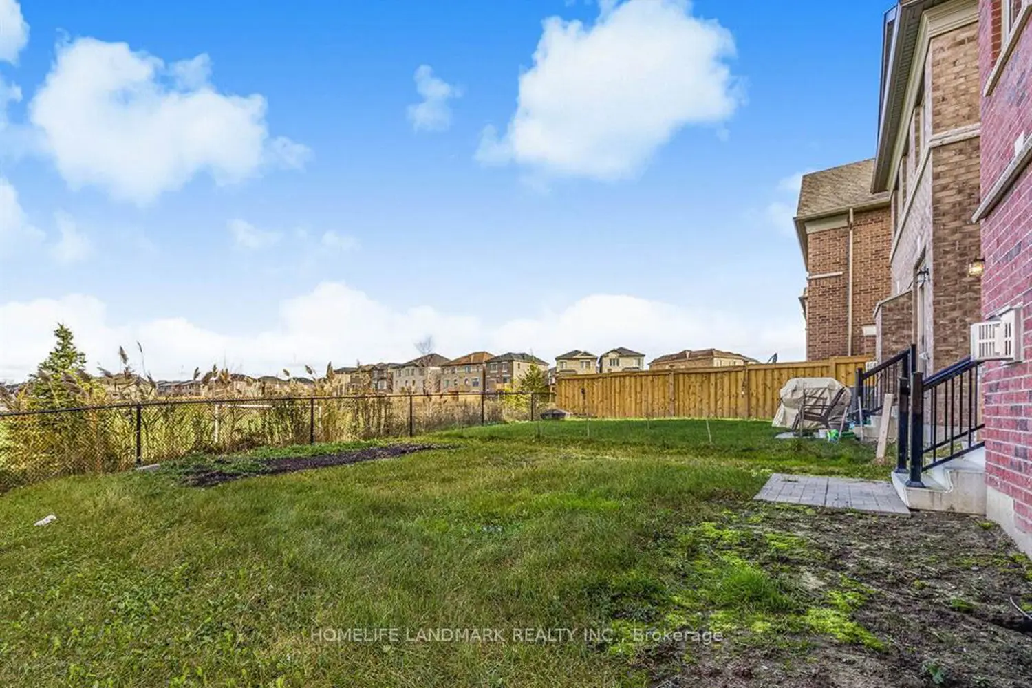 Additional image 19 of 100 Christine Elliot Avenue