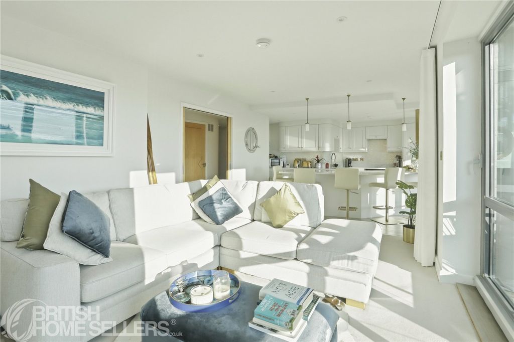 Additional image 7 of 2 bed flat for saleParsonage Way, Plymouth, Devon PL4