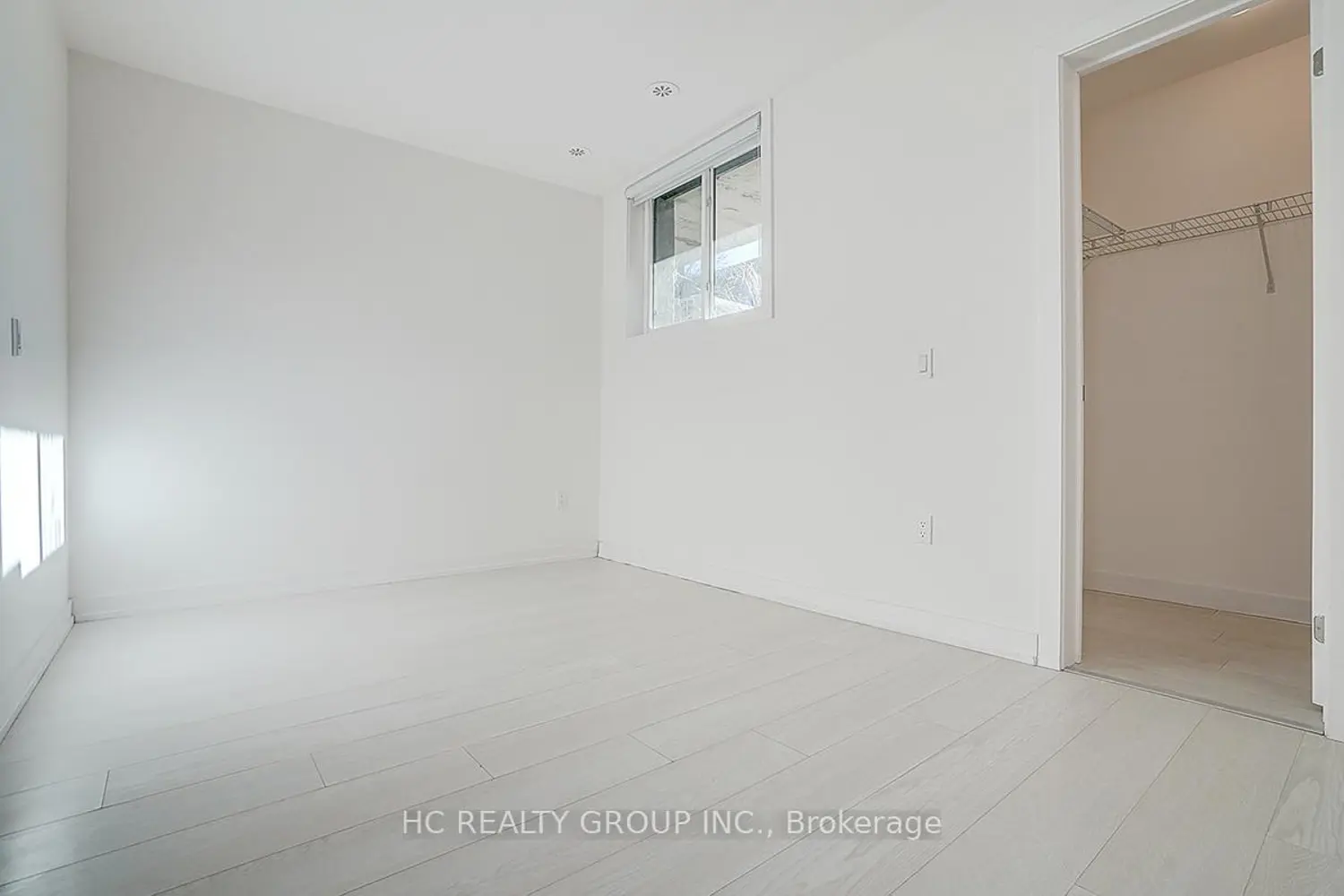 Additional image 17 of 57 Finch Avenue 31