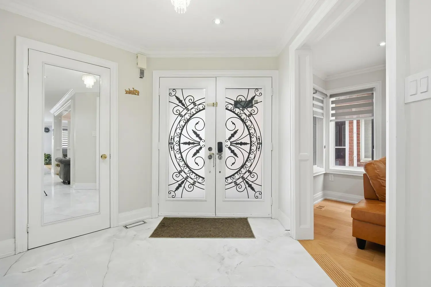 Additional image 3 of 6 Mannel Crescent