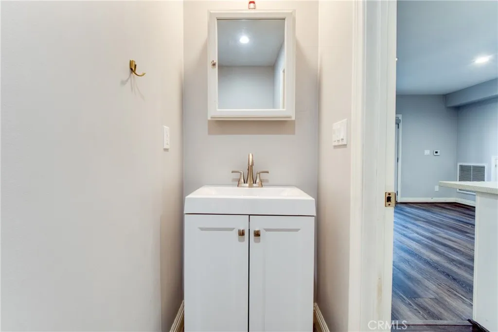 Additional image 83 of 7796 Skyhill Drive, Los Angeles, CA 90068