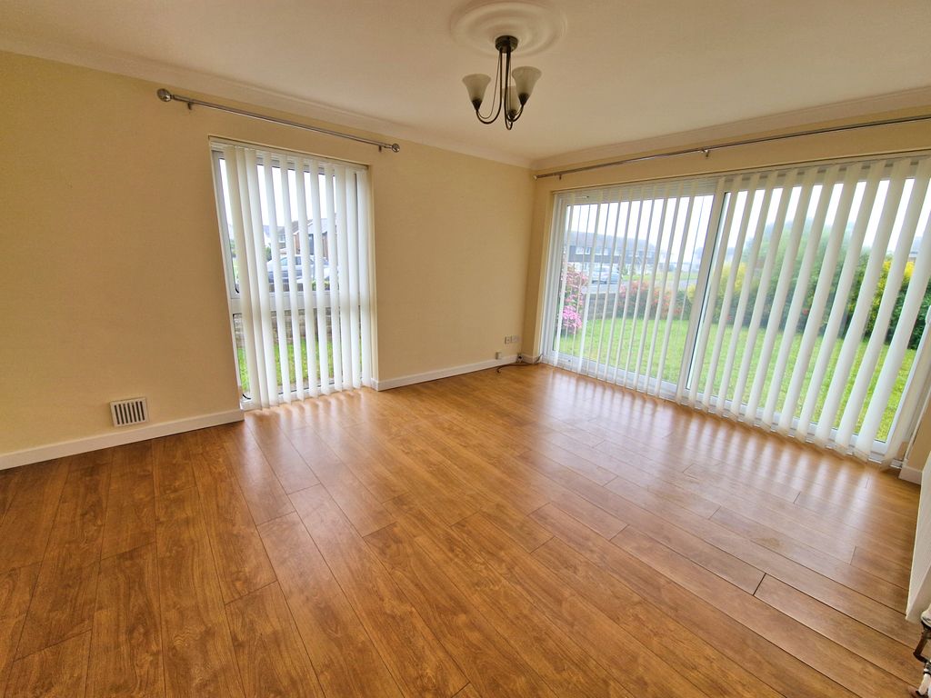 Additional image 3 of 2 bed flat for saleRest Bay Close, Rest Bay, Porthcawl CF36