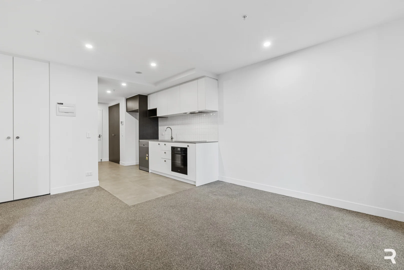 Additional image 3 of 602/11 Launceston Street, Phillip ACT 2606
