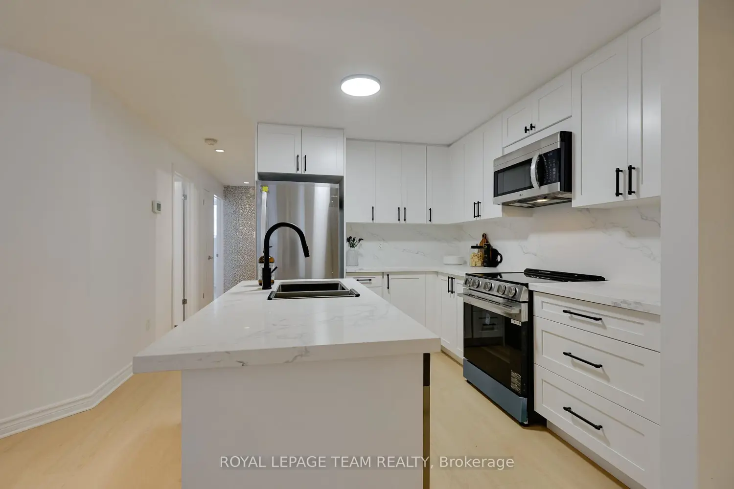 369 Paseo Private 2