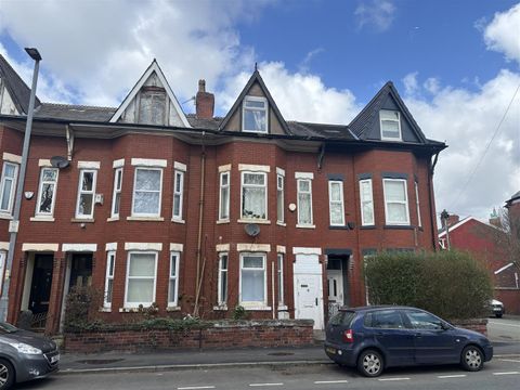 Platt Lane, Manchester M14, Room to rent