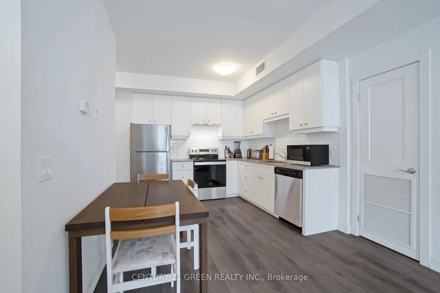 Additional image 4 of 255 Northfield Drive 407