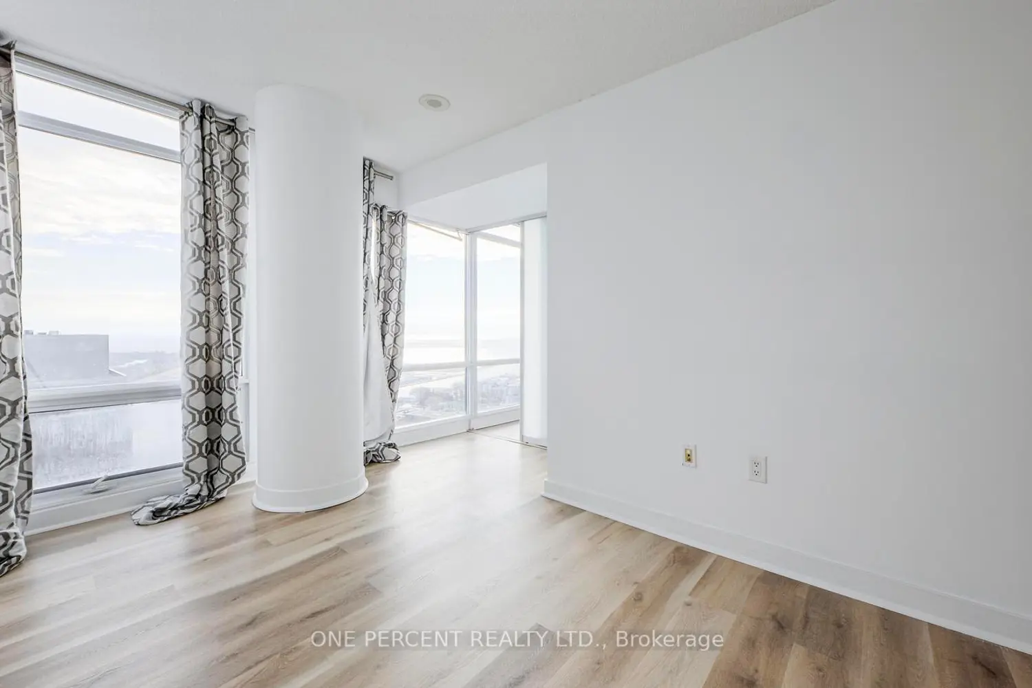 Additional image 14 of 25 Telegram Mews 5007