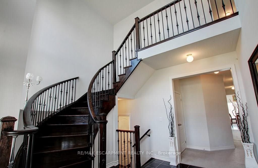 Additional image 3 of 175 Gold Park Gate, Essa, ON, L3W 0B4