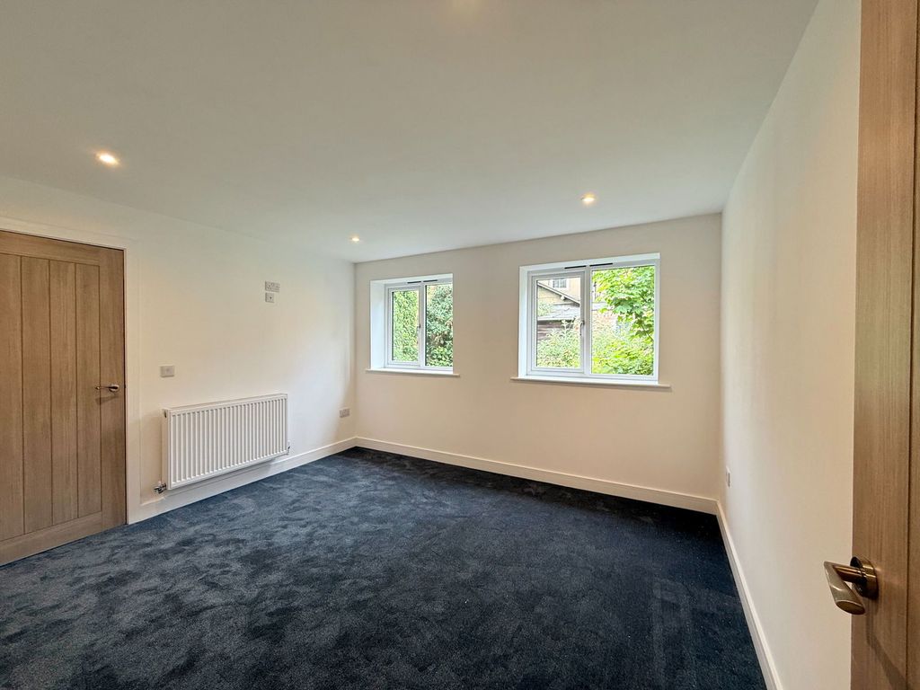 Additional image 6 of 3 bed flat for saleEdith Walk, Great Malvern, Worcestershire WR14