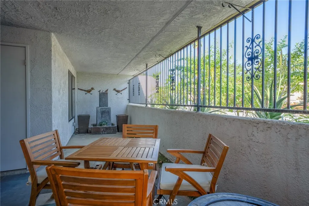 Additional image 58 of 5301 E Waverly Dr Unit 211, Palm Springs, CA 92264