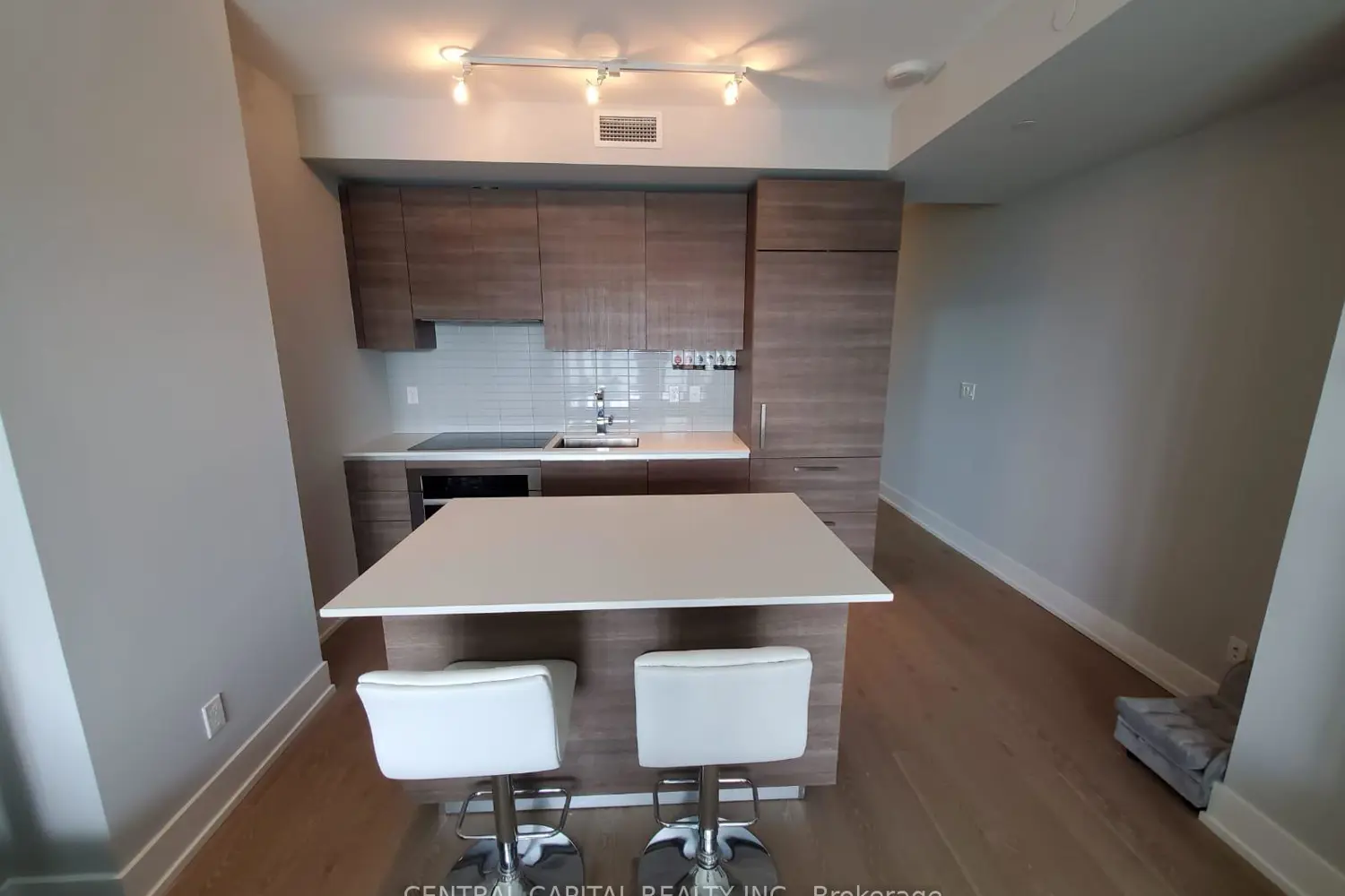 Additional image 7 of 200 Bloor Street 1501