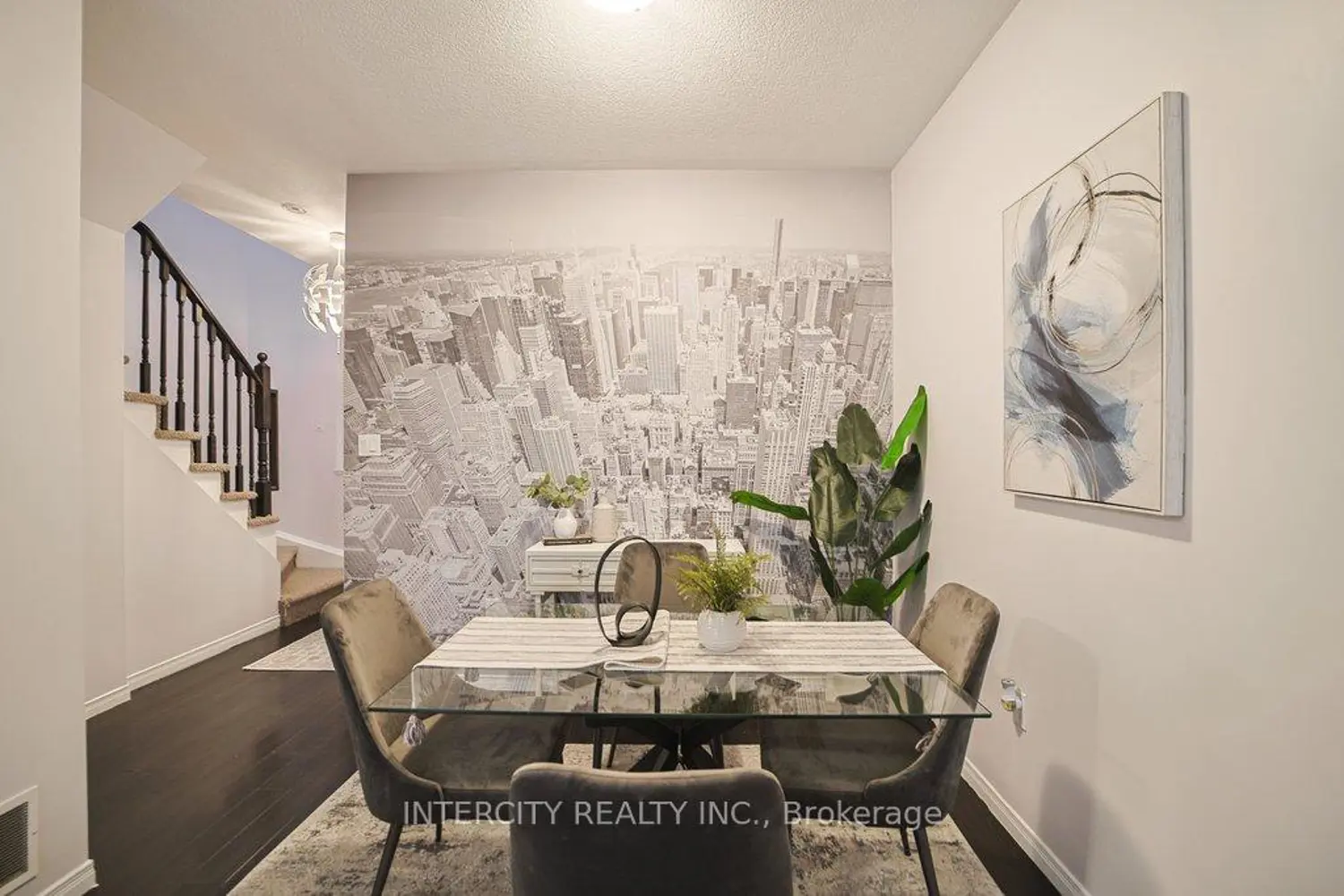 Additional image 4 of 21 Diana Avenue 74