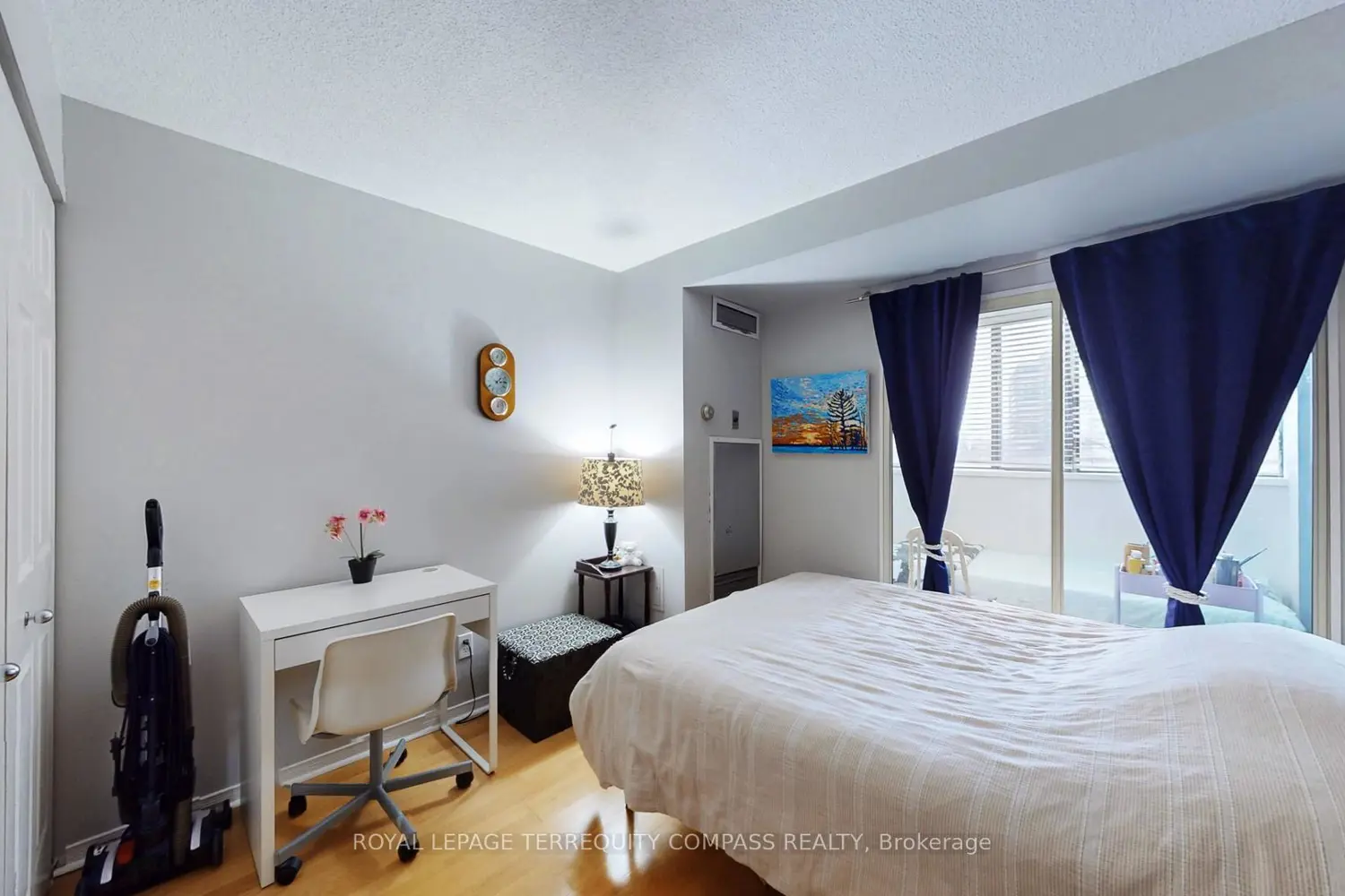 Additional image 14 of 1155 Bough Beeches Boulevard 208