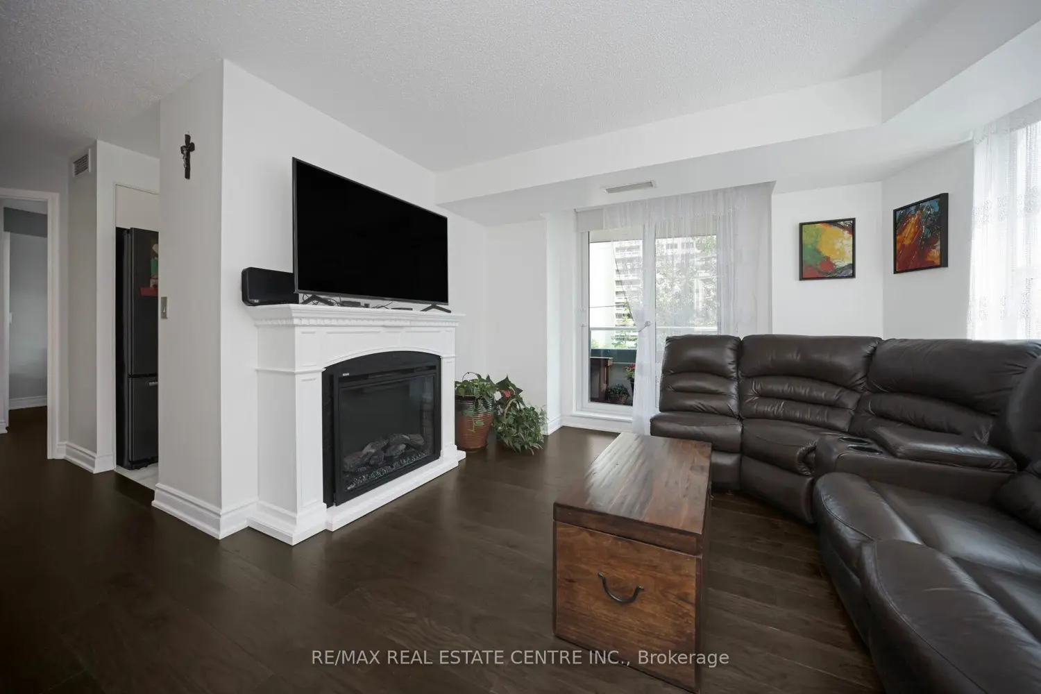 Additional image 11 of 1 Elm Drive 302