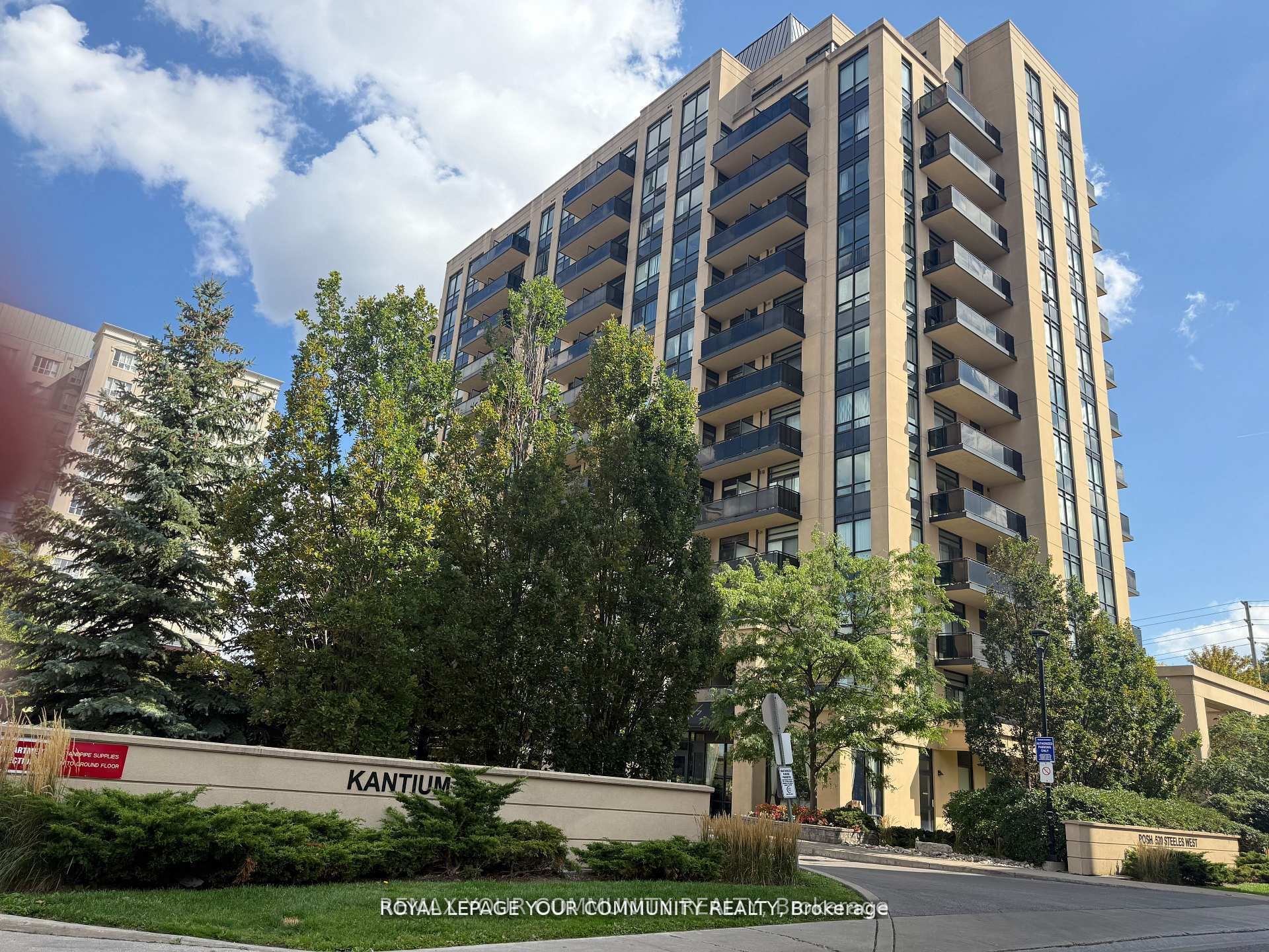 208-520 Steeles Avenue W, Vaughan, ON, L4J 1A2