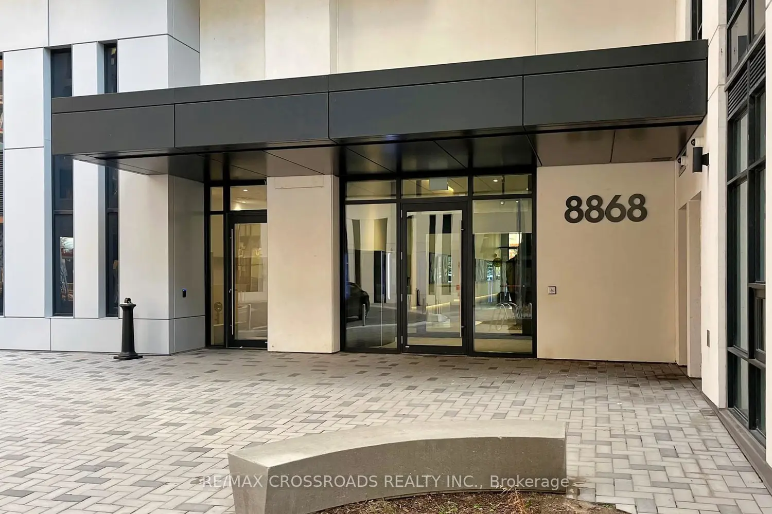8868 Yonge Street 319E