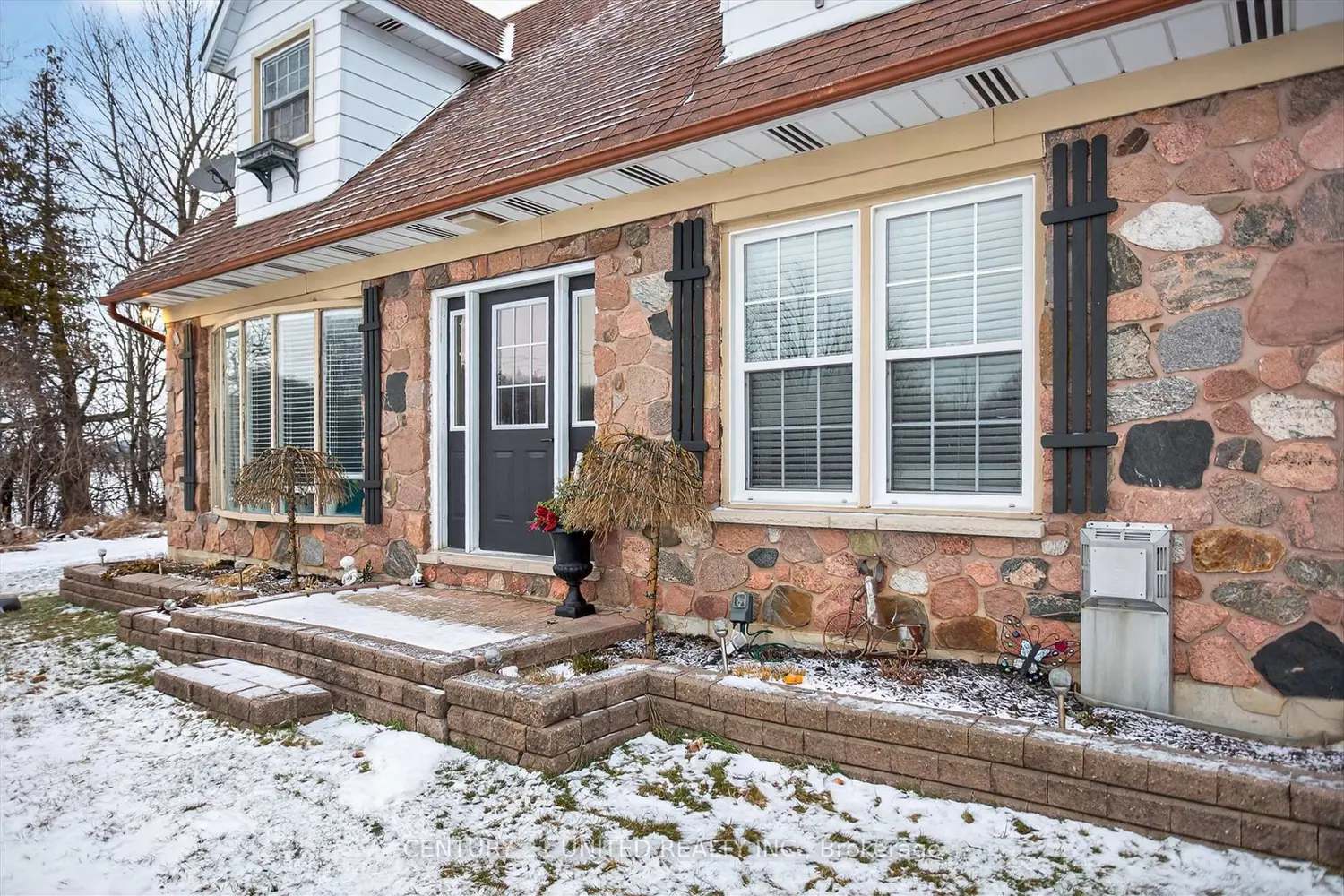 Additional image 15 of 965 Hiawatha Line