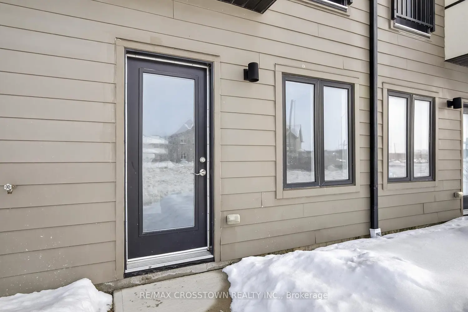 Additional image 2 of 540 Essa Road 2