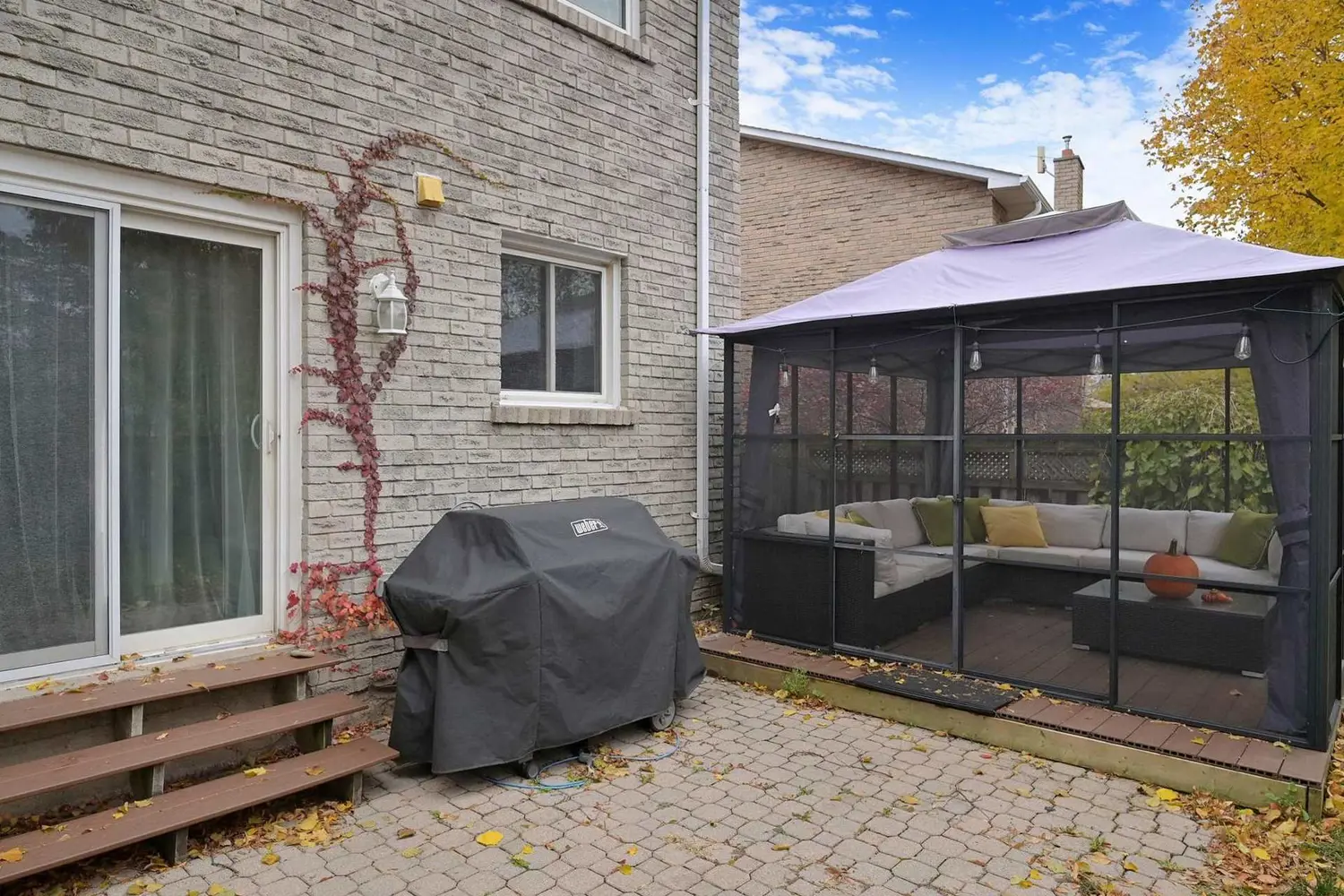 Additional image 15 of 3453 Hannibal Road