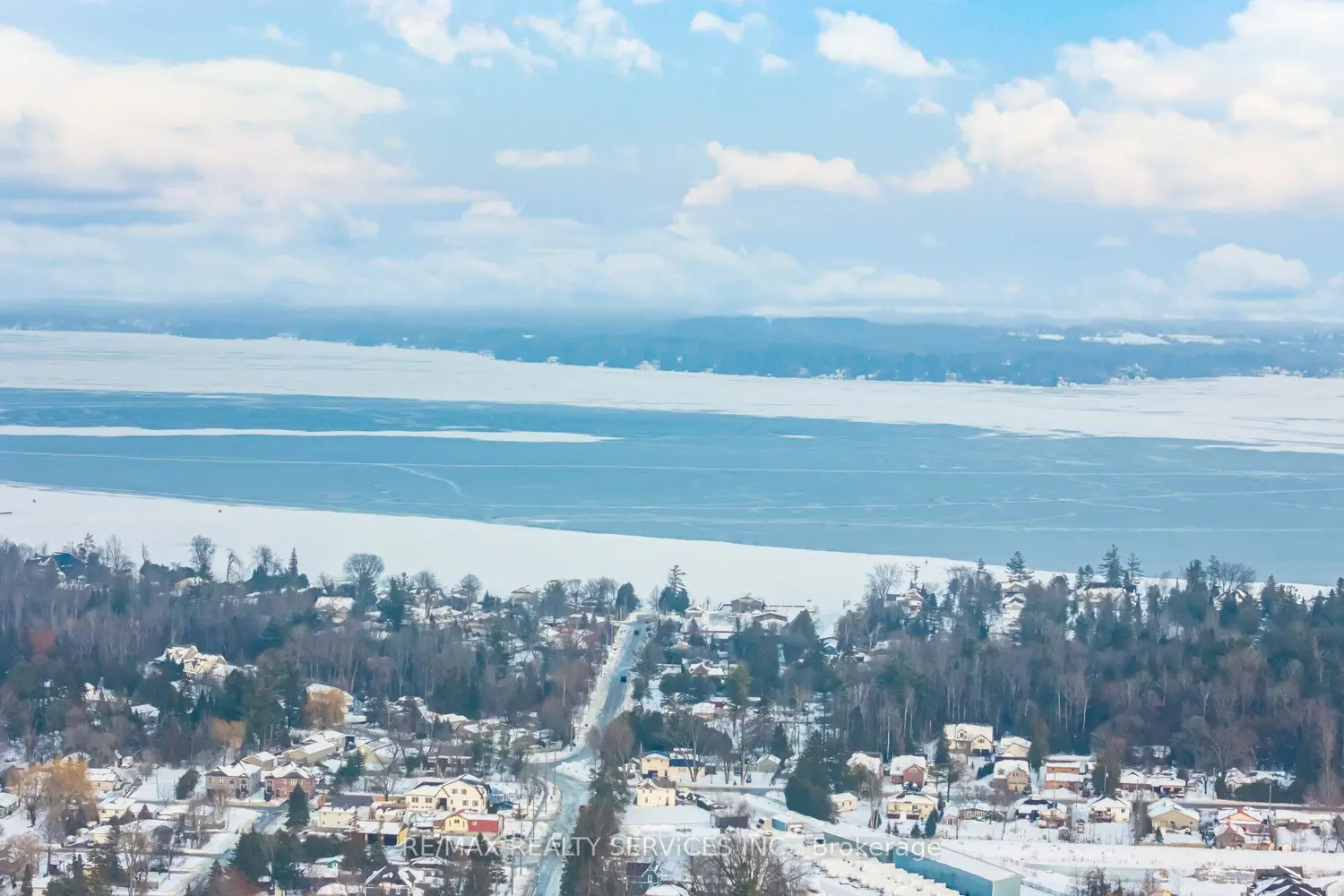 Additional image 20 of 1569 Killarney Beach Road