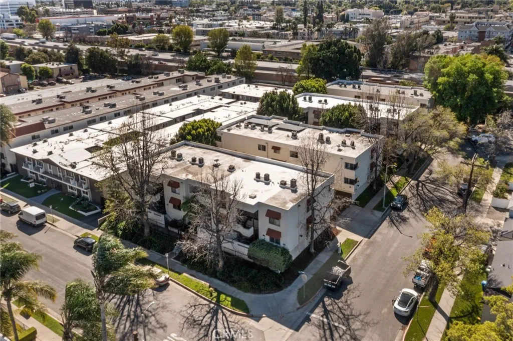 Additional image 22 of 5652 Yolanda Avenue Unit 7, Tarzana, CA 91356