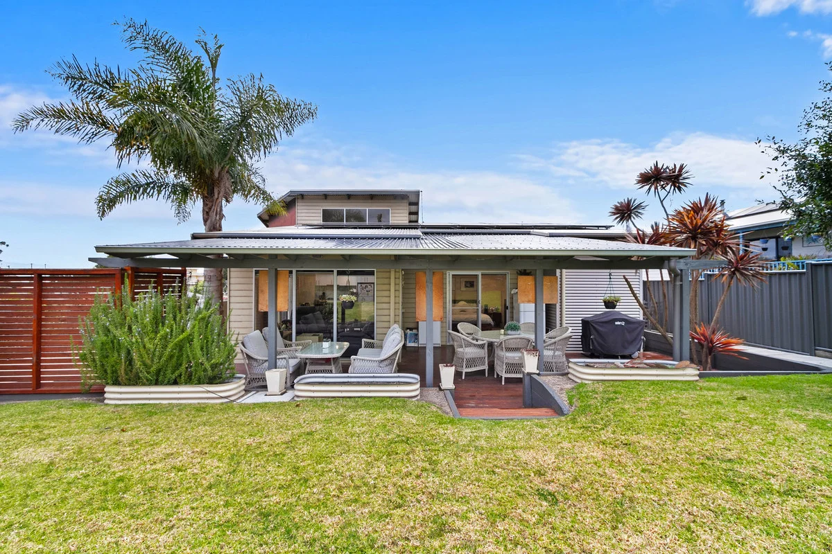 24 Laughtons Road, Kalimna VIC 3909