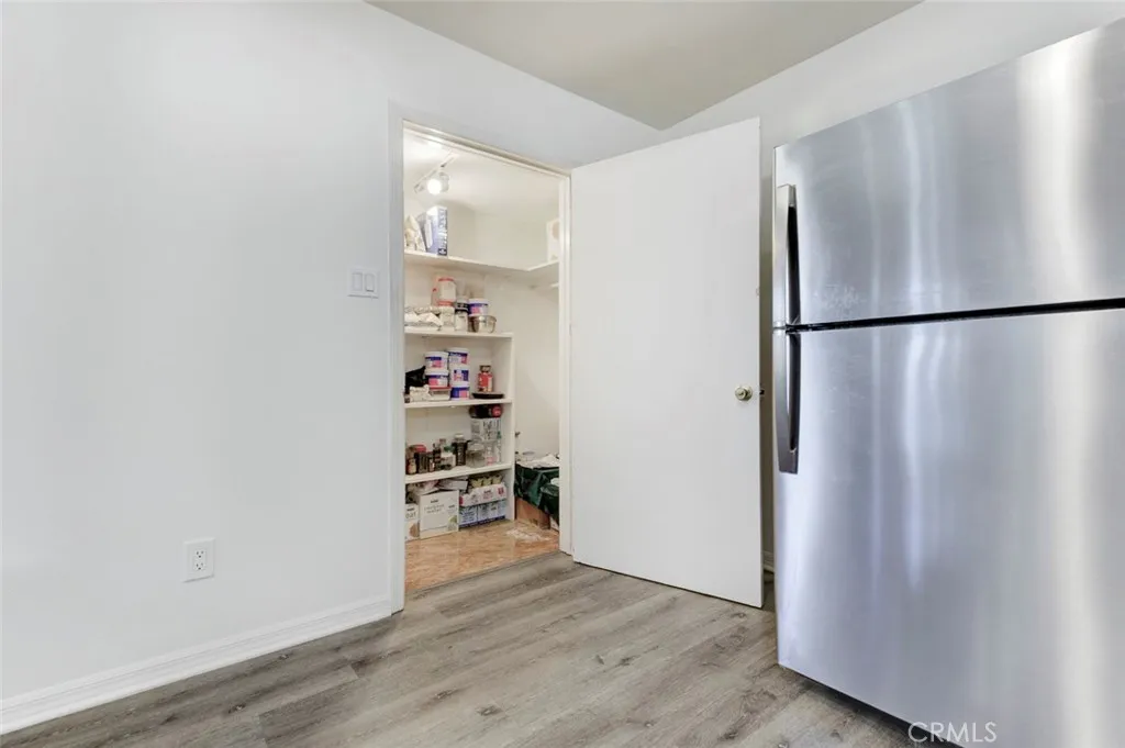 Additional image 87 of 3352 Montrose Ave, La Crescenta, CA 91214