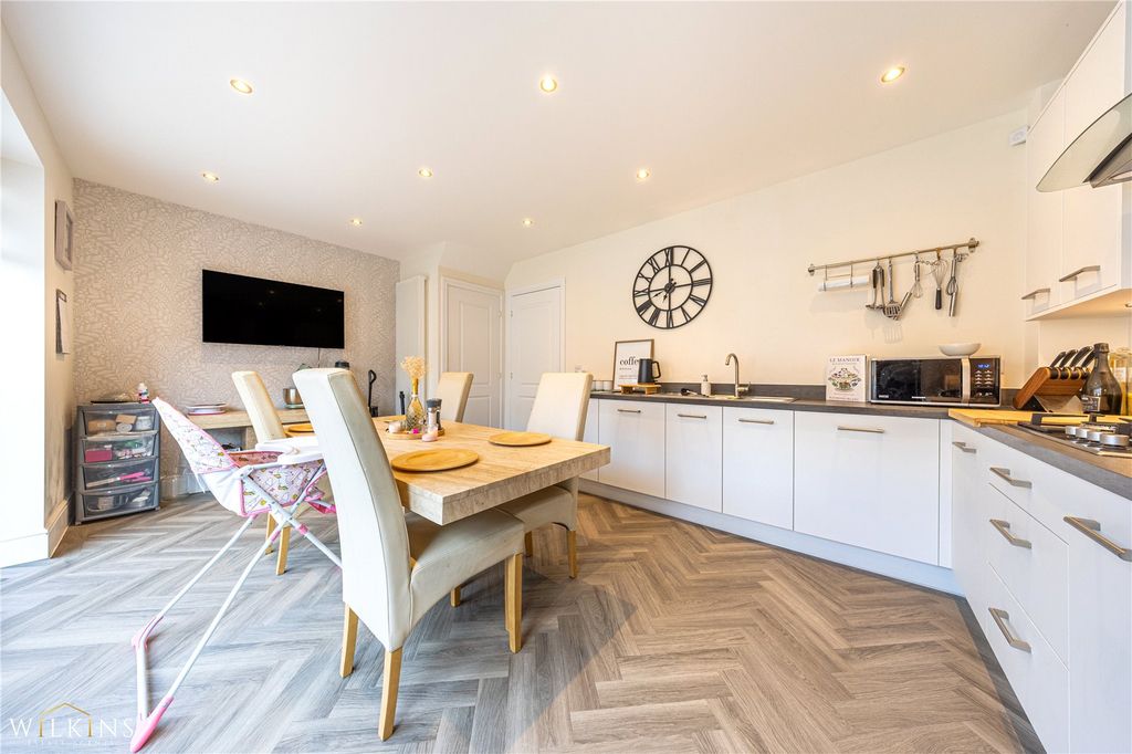 Additional image 4 of 3 bed semi-detached house for saleSilverdale Grove, Amington, Tamworth, Staffordshire B77