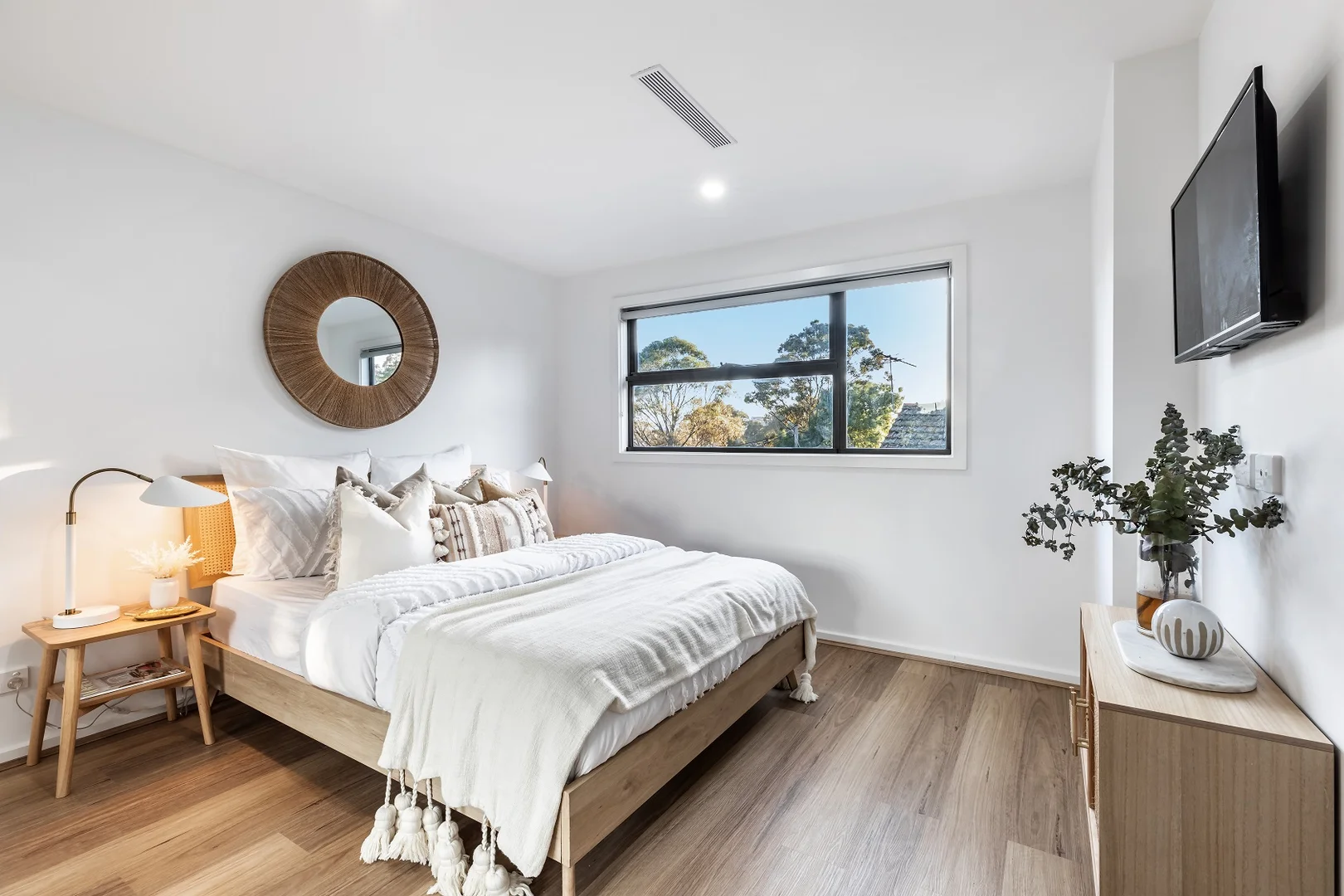 Additional image 6 of 2/142 Grimshaw Street, Greensborough VIC 3088