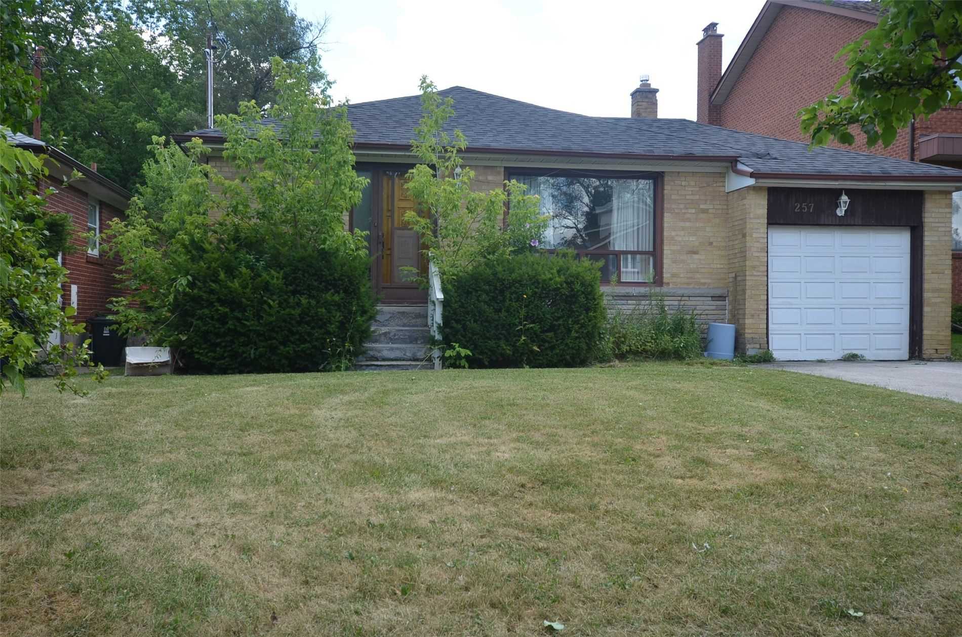 257 Olive Avenue, Toronto, ON, M2N 4P5