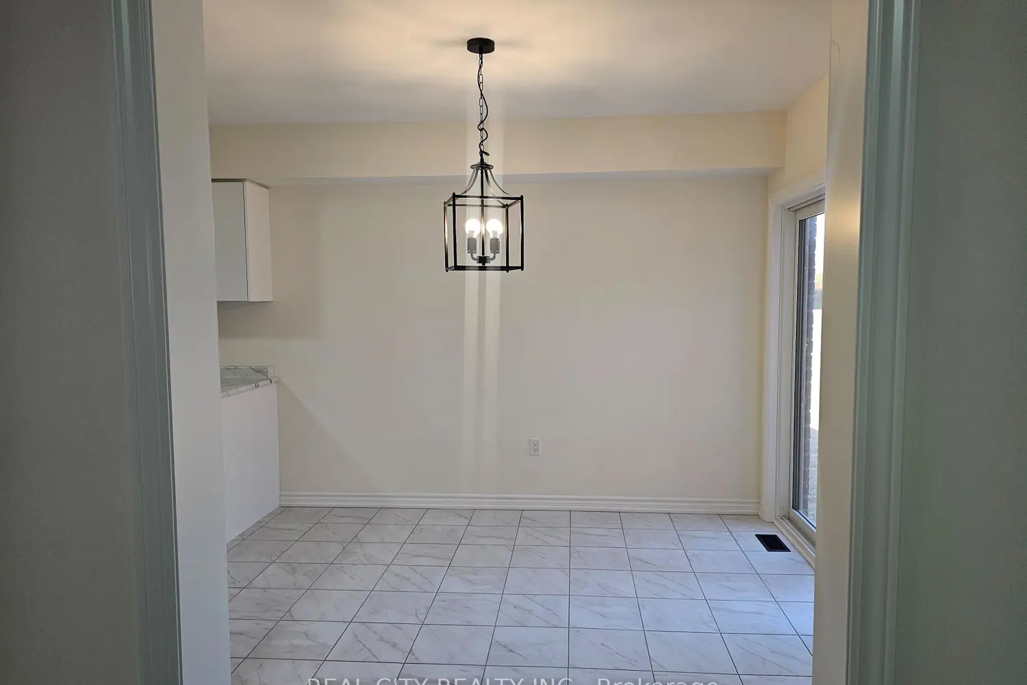 Additional image 9 of 5 Heather Fullerton Road