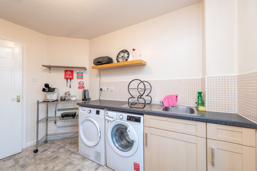 Additional image 9 of 3 bed flat for saleCanavan Court, Falkirk FK2