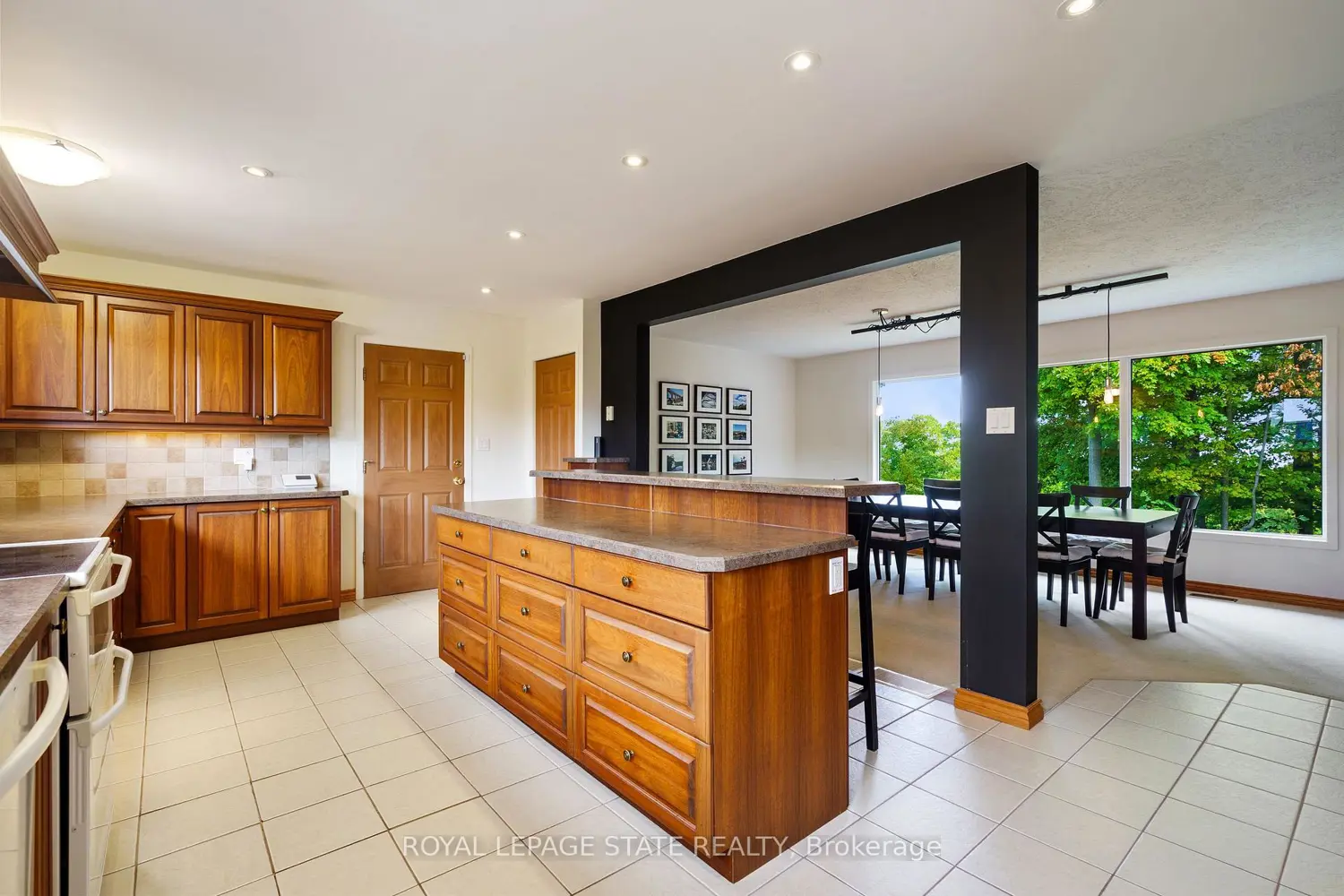 Additional image 11 of 4373 Thirty Road