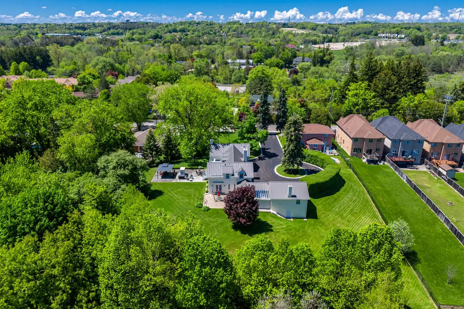 Additional image 19 of 220 Old Yonge Street