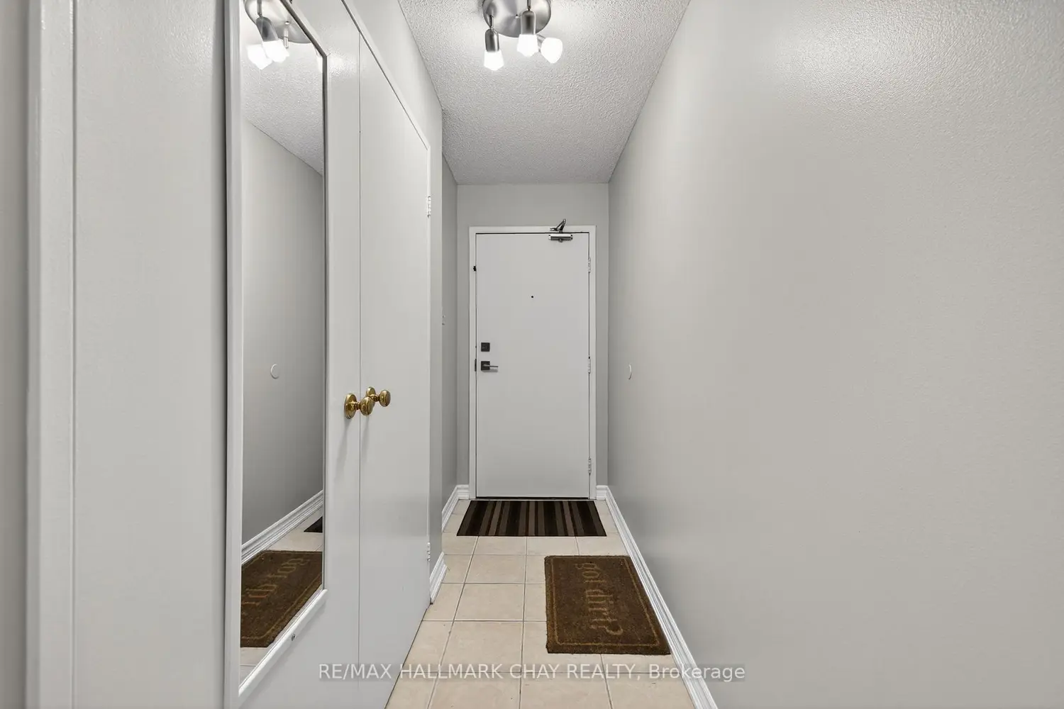 Additional image 6 of 3650 Kaneff Crescent 501