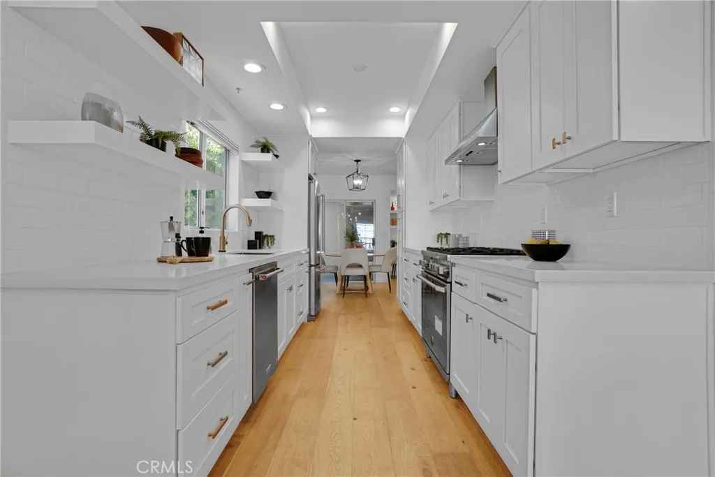 Additional image 8 of 1871 Greenfield Avenue Unit 102, Los Angeles, CA 90025