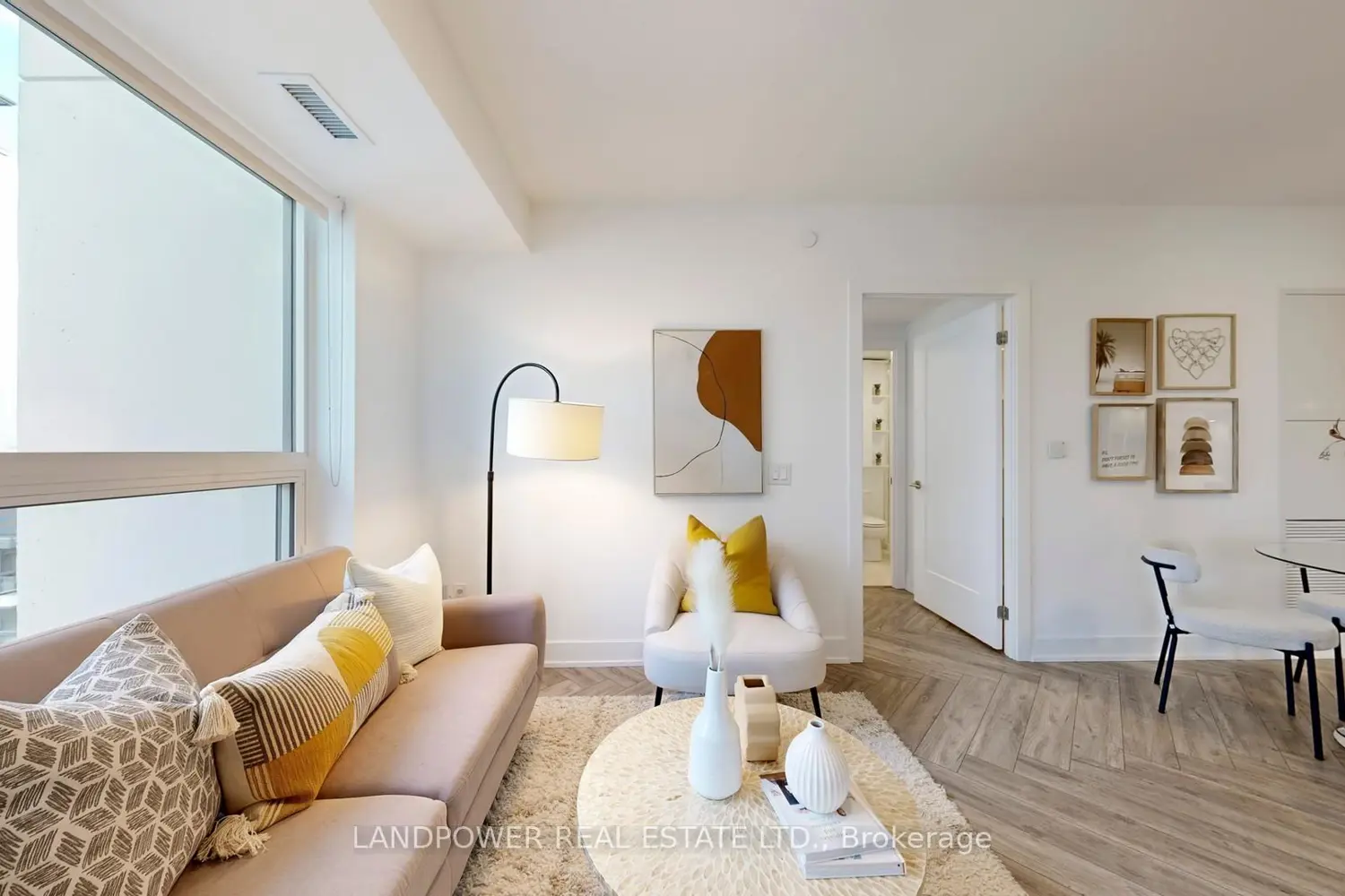 Additional image 4 of 8 Cedarland Drive 1202