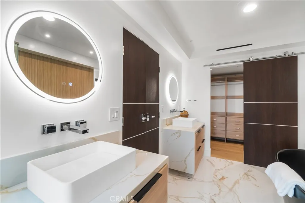 Additional image 89 of 214 El Porto Street, Manhattan Beach, CA 90266