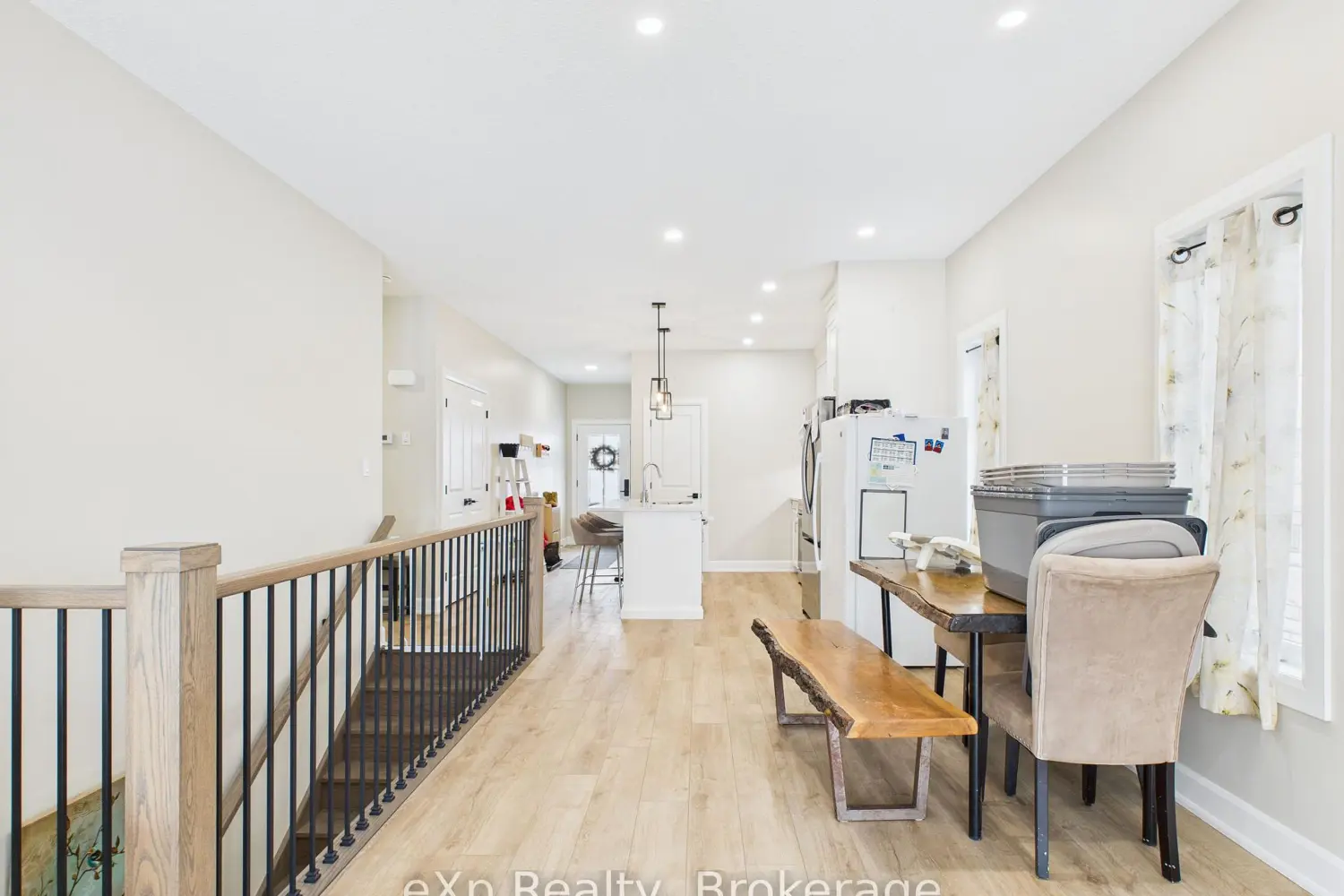 Additional image 7 of 221130 Grey Road 9