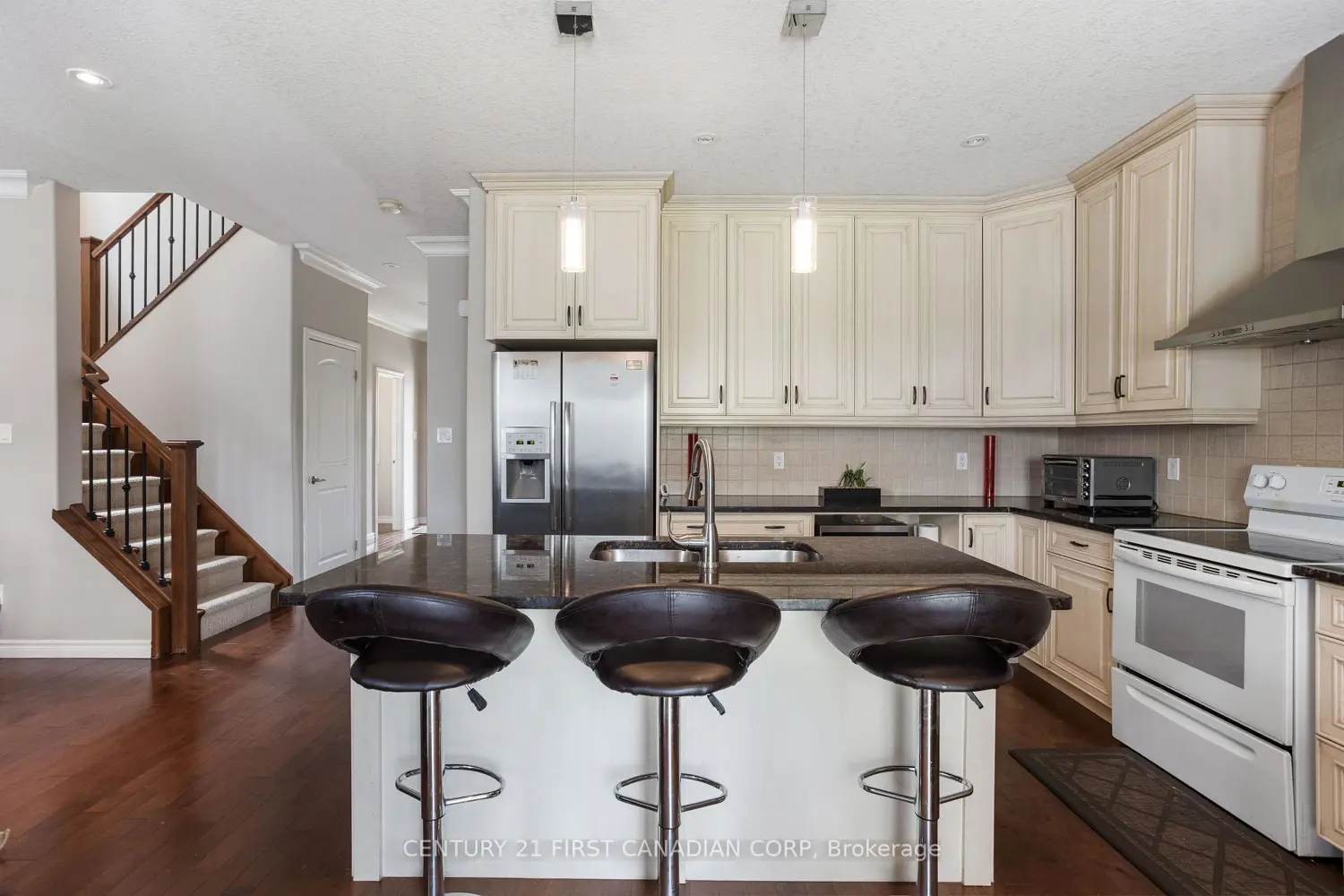 Additional image 4 of 6621 Navin Crescent