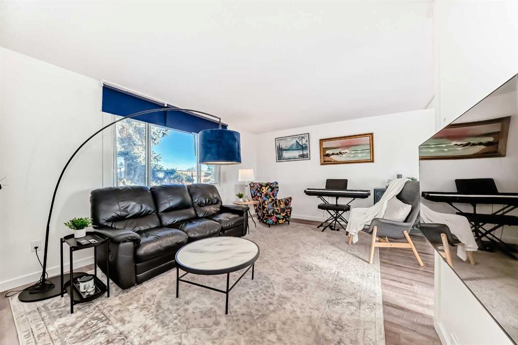 Additional image 3 of 5903 4 Avenue NE, Calgary, AB, T2A 3Y1