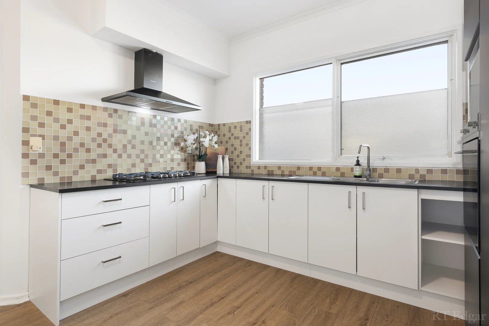 Additional image 5 of 18 Mowbray Street, Hawthorn East VIC 3123