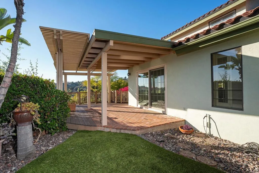 Additional image 112 of 9802 Lyncarol Dr, La Mesa, CA 91941