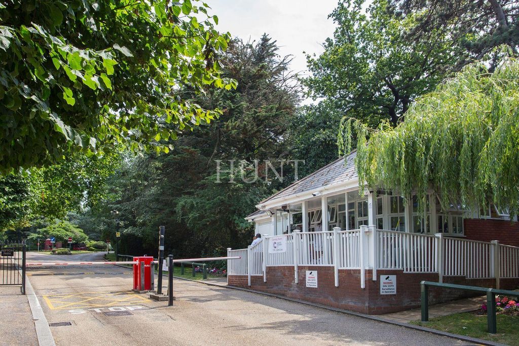 Additional image 27 of 2 bed flat for saleSutherland House, Repton Park, Woodford Green IG8