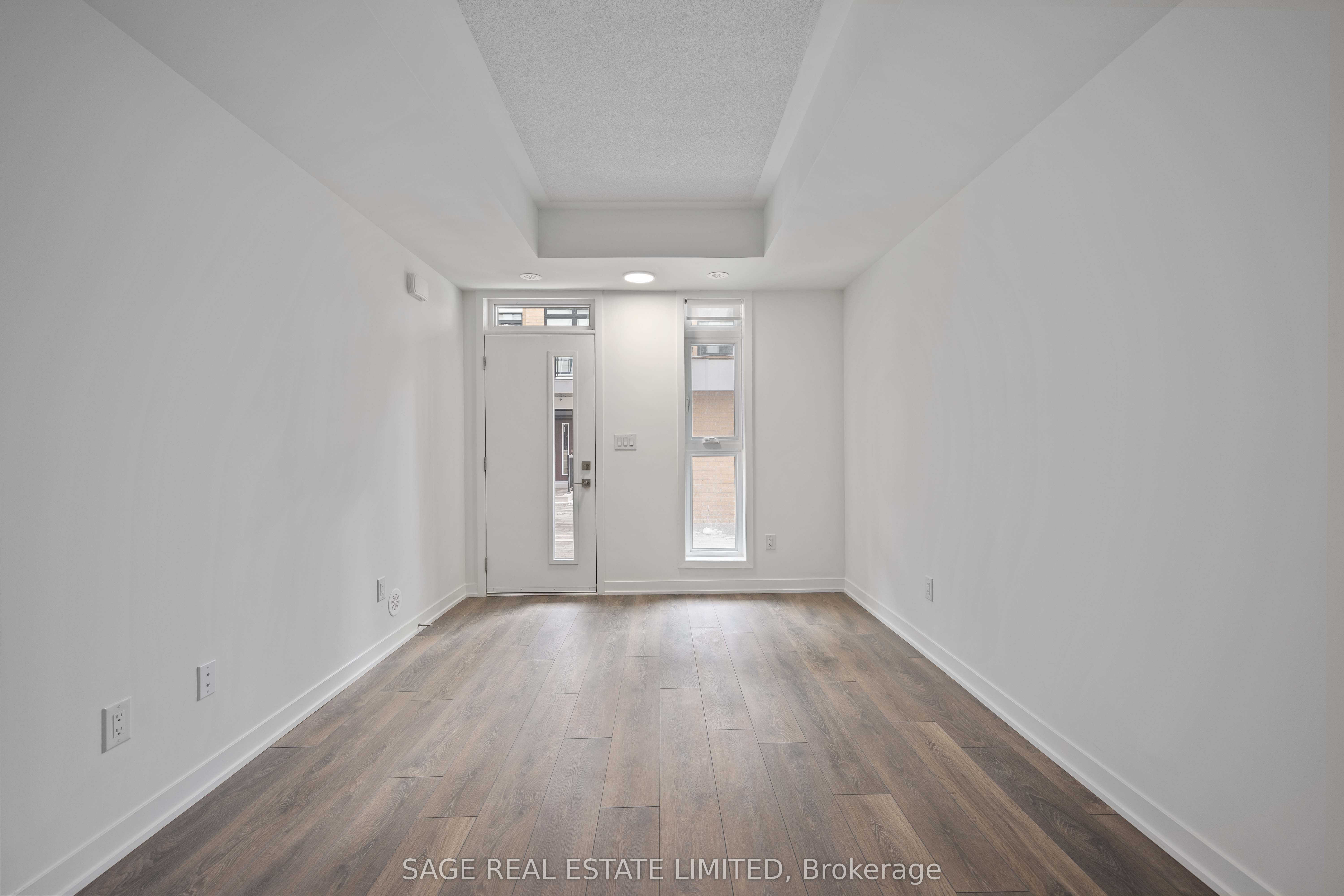 Additional image 6 of 111-145 Canon Jackson Drive, Toronto, ON, M6M 0E1