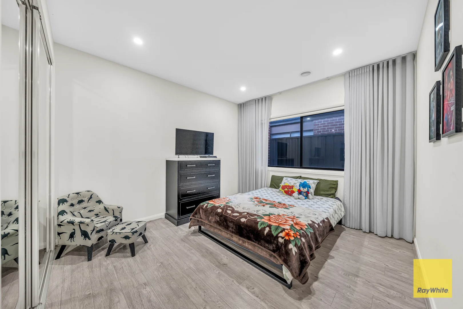 Additional image 7 of 40 Legrange Crescent, Fraser Rise VIC 3336
