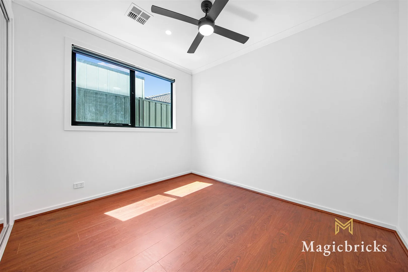 Additional image 10 of 3 BRACKNELL CRESCENT, Strathtulloh VIC 3338