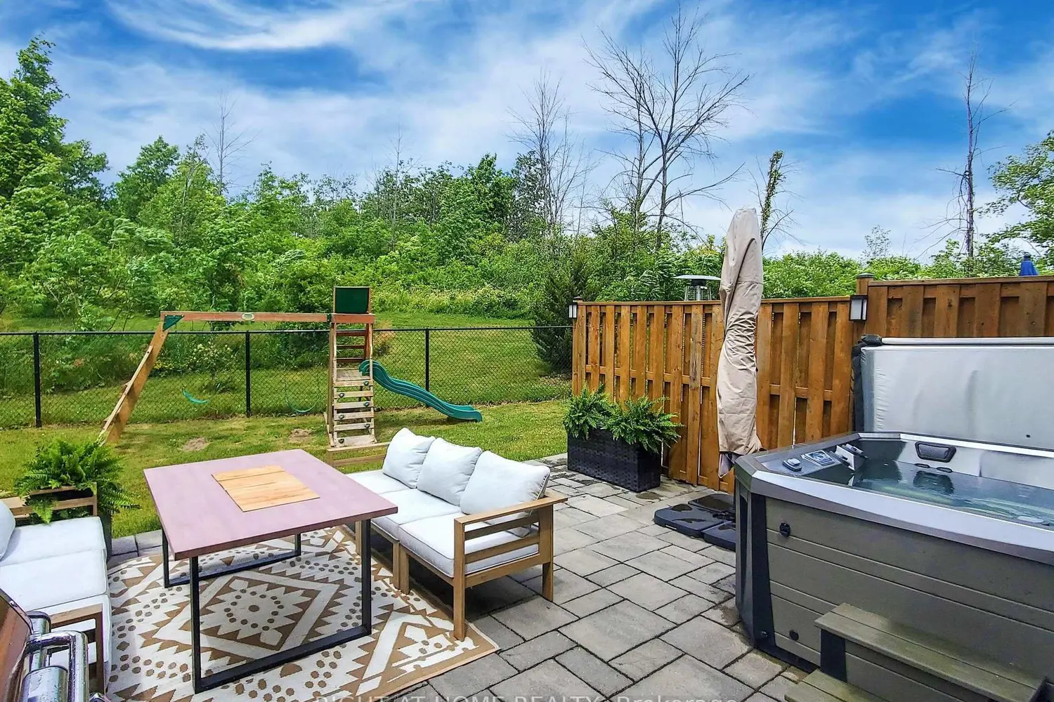 Additional image 16 of 35 Midhurst Heights 30